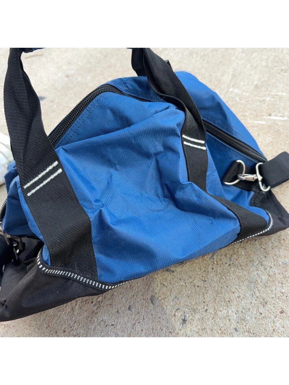 OGIO Half Dome Duffel Bag Blue‎ Black Gym Travel Sports Luggage Shoulder Strap